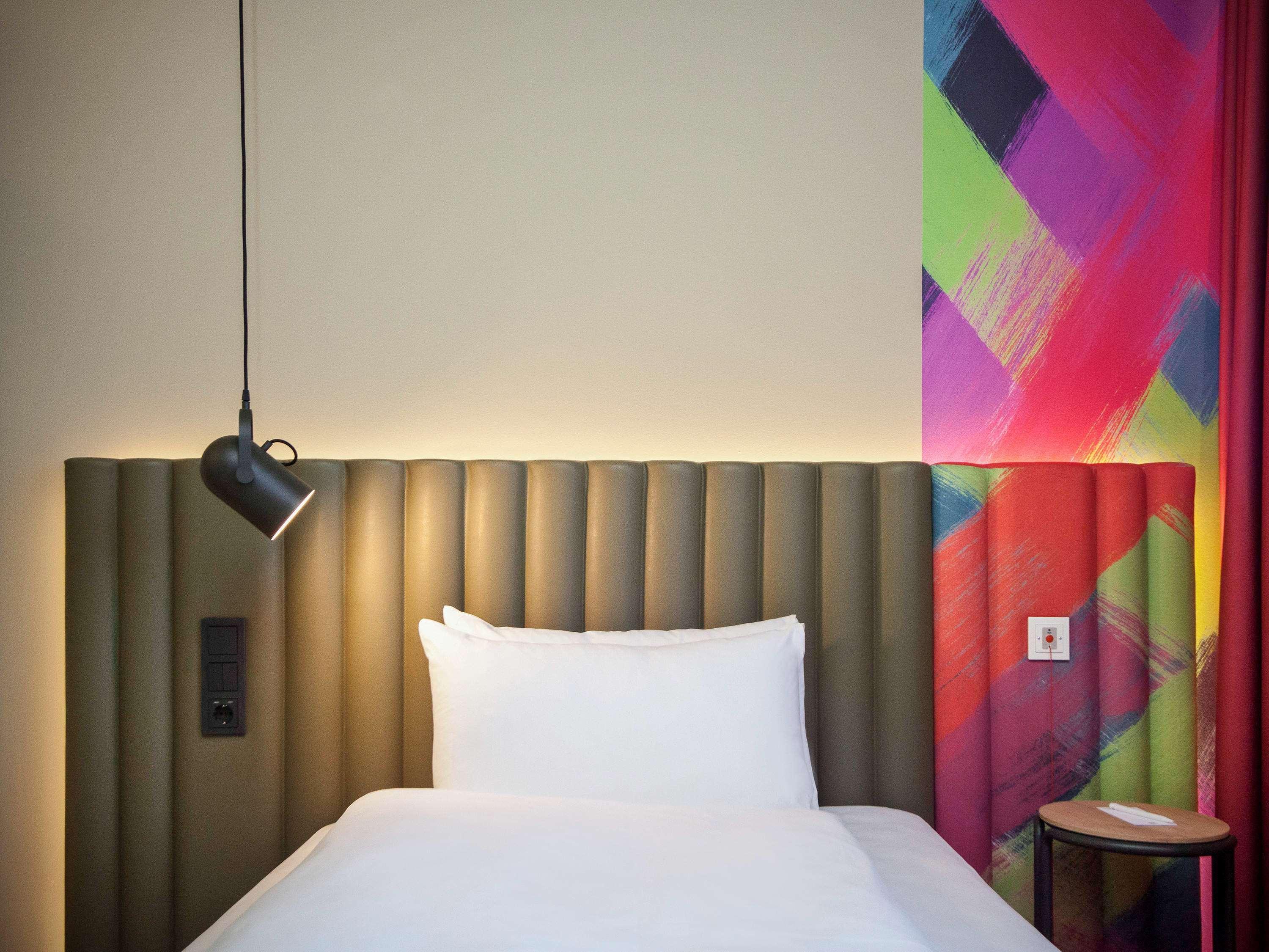 ไอบิส สไตล์ พาร์นดอร์ฟ นอยซีดเลอร์ ซี Hotel ภายนอก รูปภาพ