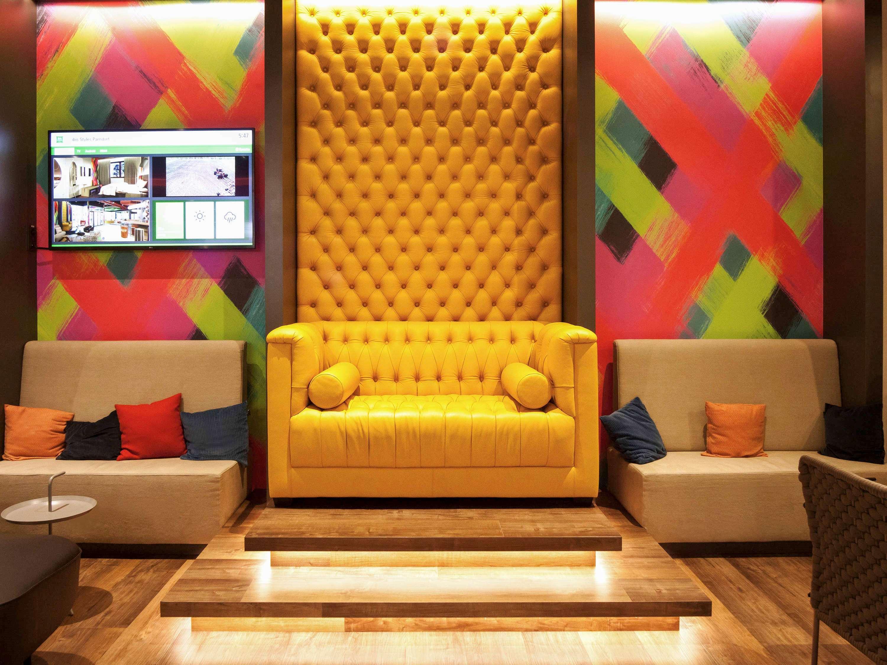 ไอบิส สไตล์ พาร์นดอร์ฟ นอยซีดเลอร์ ซี Hotel ภายนอก รูปภาพ